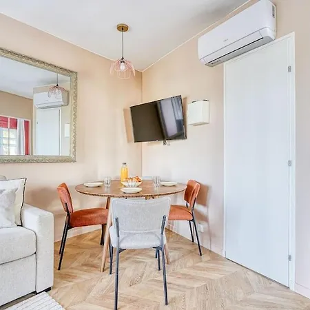 Proche Parc Monceau Pereire - Iii Apartment