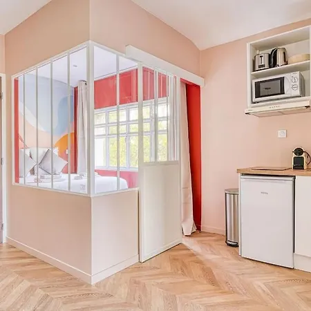 Proche Parc Monceau Pereire - Iii Apartment